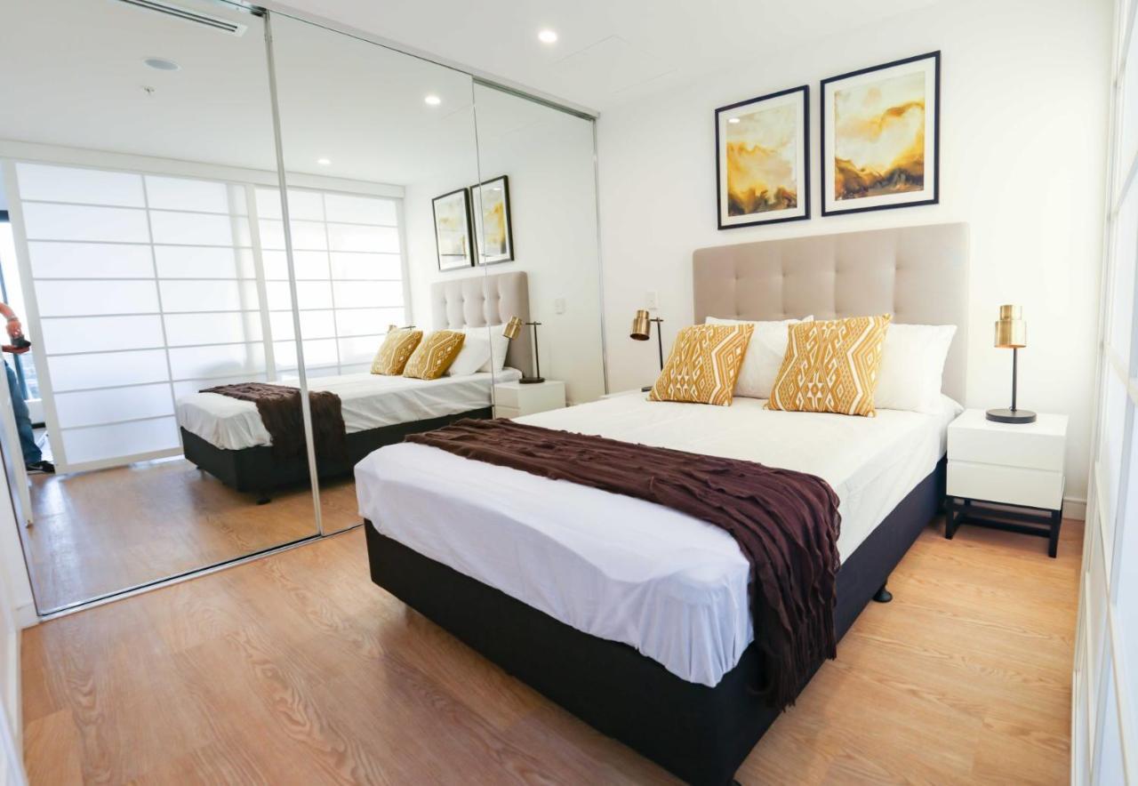 Modern Designers Pad By Serain Residences Brisbane Exterior photo