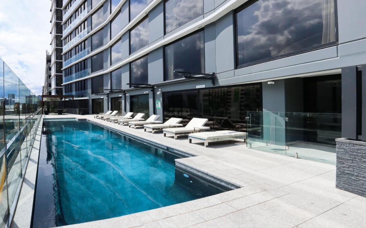 Modern Designers Pad By Serain Residences Brisbane Exterior photo