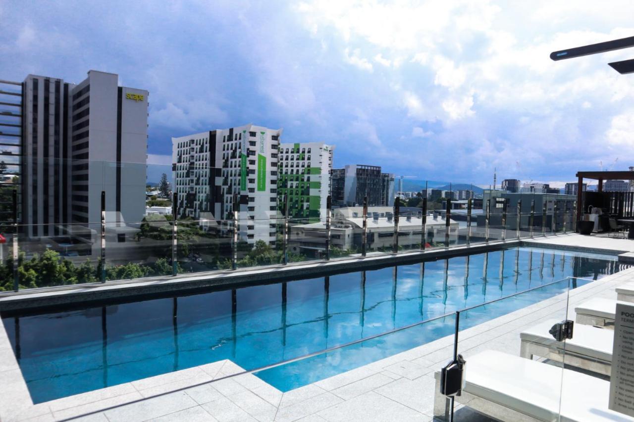 Modern Designers Pad By Serain Residences Brisbane Exterior photo